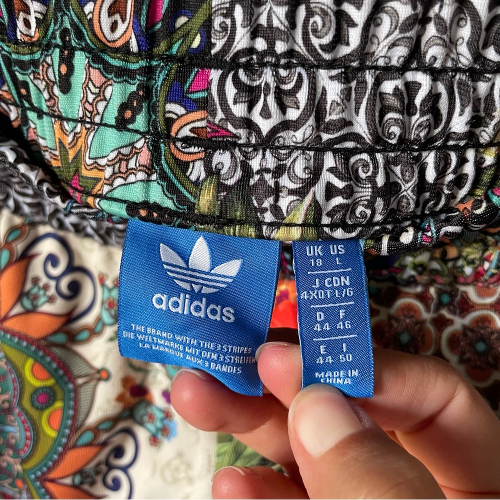 Adidas Originals Farm Rio Jardim AghartaTrack Jacket & Shorts Floral Set - Large - Picture 7 of 7